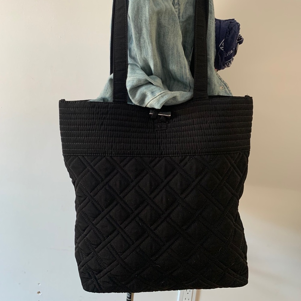 ✨SOLD✨✔️✔️ Vera Bradley Classic Blk Tote🖤